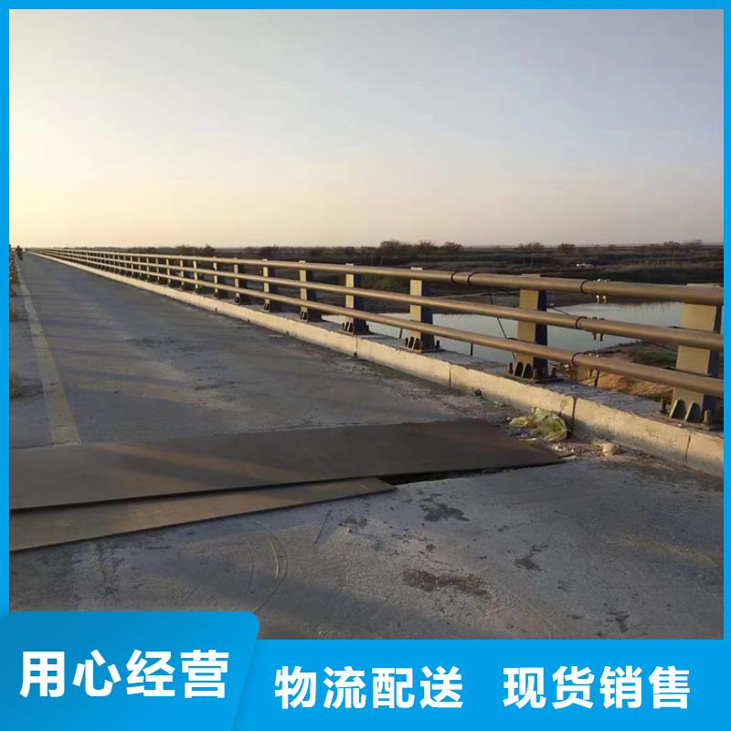 安徽亳州本土市方管静电喷塑防撞护栏线条流畅