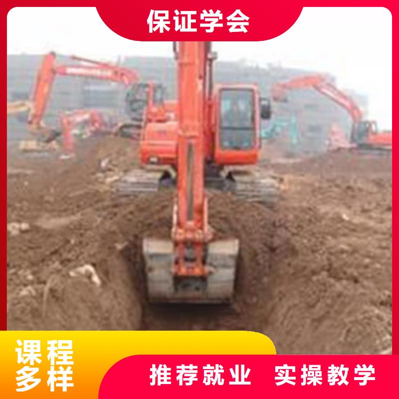 邯郸市复兴虎振铲车装载机培训学校设备新场地大