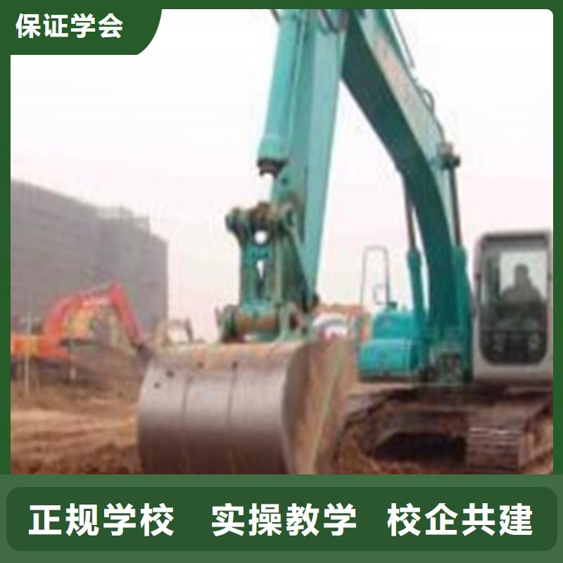 秦皇岛市学西点烘焙裱花哪个技校好师资雄厚校园优美