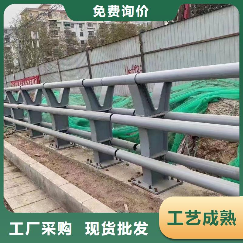 优质原料<鑫方达>河道景观安全护栏景观河道安全护栏一米多少钱
