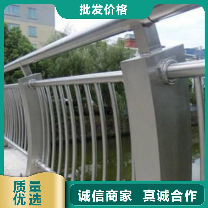 跨线桥外侧铝合金护栏比同行节省10%